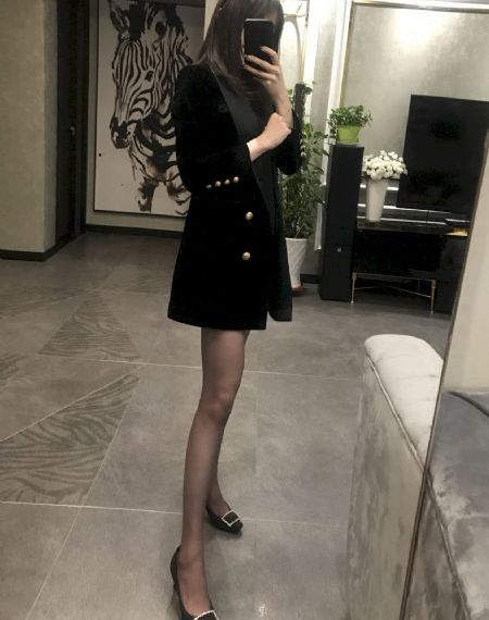 年轻的邻居的阿6_完整版在线观看